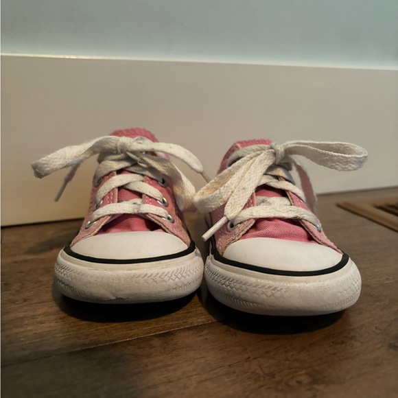 Kids Converse - Picture 7 of 10